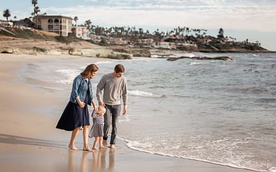 Windansea Beach Pregnancy Announcement – La Jolla Family Photography